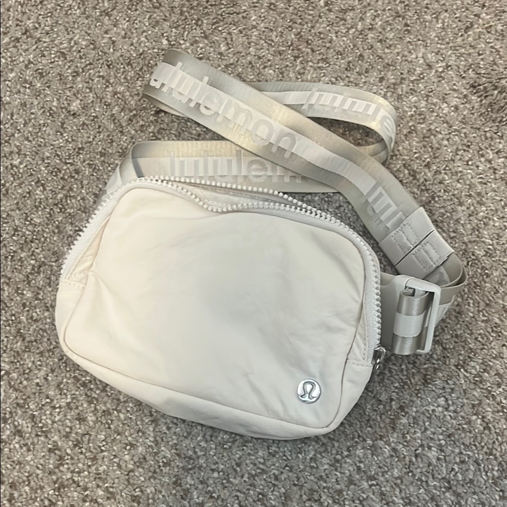 Lululemon White Belt Bag